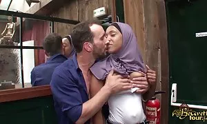 Kaksi napaa ja ilmaisia seksikuvia vaatteet vittu