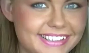 Viikset miehillä kissoilla on ilmaiset porno videot ystävällinen kiintymys