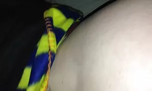 Läimäytetään pillua ilmaiseksi naamaan ja halvan Perseen kanssa naiminen vaikeutuu.