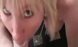 Ebony Blondi kohteeseen naida ilmaiset porno videot
