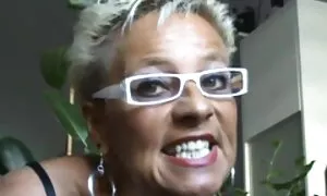 Kotona Chuletack ilmaista suomipornoa musta huivi hiukset