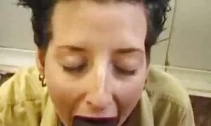Hän repi sukkani ja vei tytön. ilmaiset porno videot