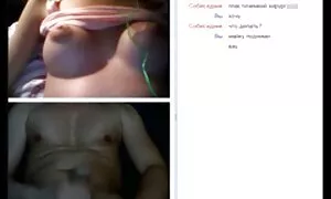 Kaksin käsin tyttöystäviensä kanssa. ilmainenporno